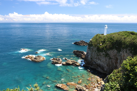 展望台から見る足摺岬