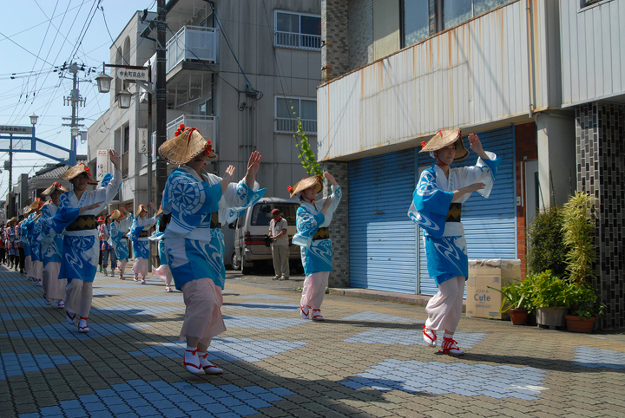 あしずり踊り