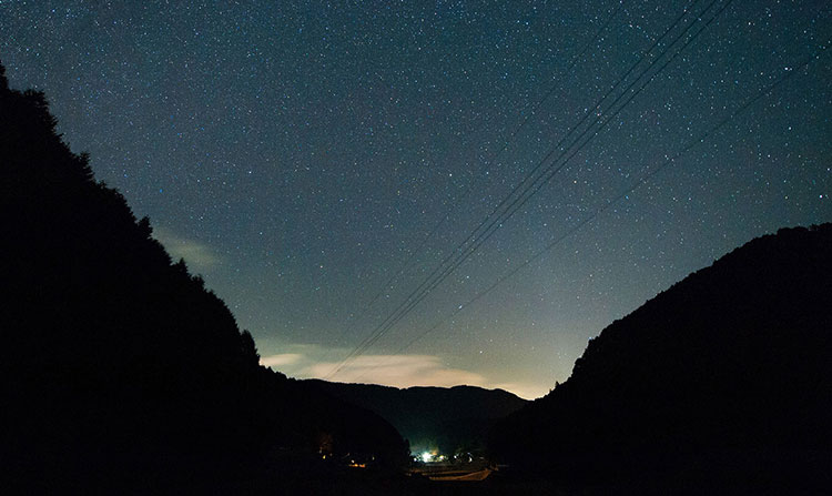 田舎を楽しむ贅沢な夜。