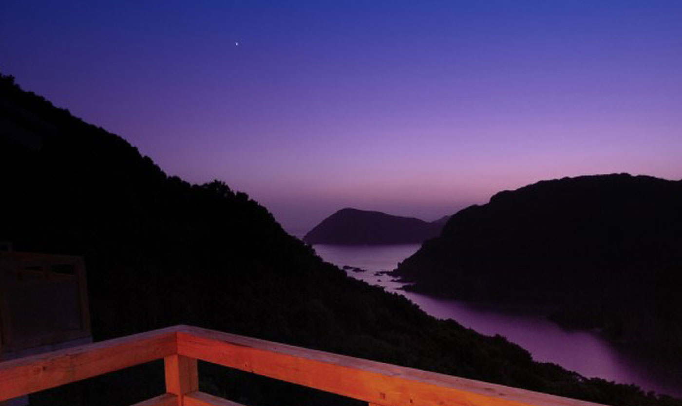 All rooms come with balconies offering a view of the ocean