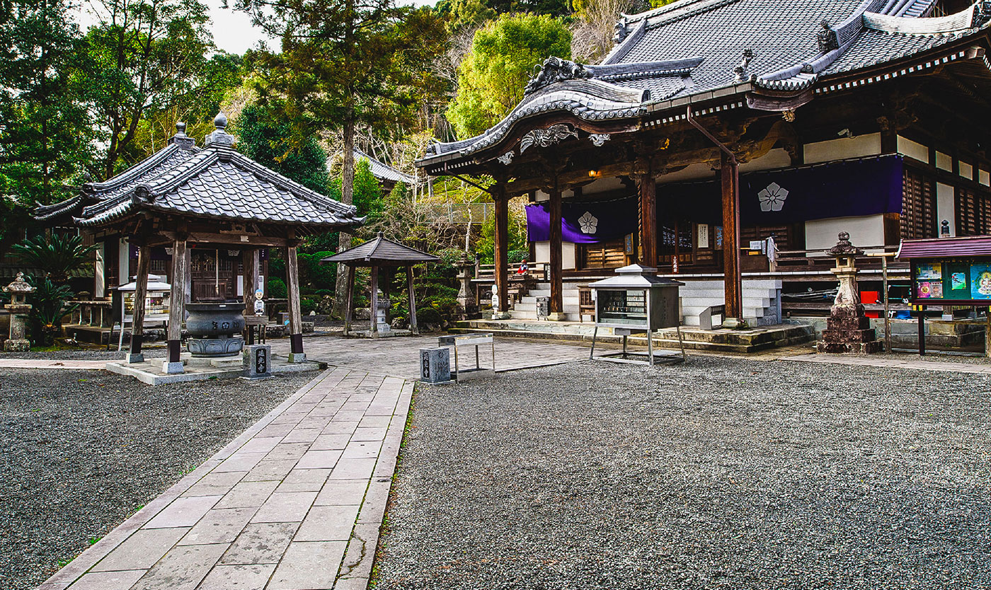 高知県最古の梵鐘「赤い亀」 延光寺
