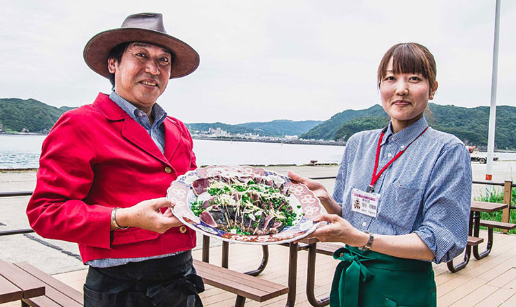 ジョン万のふるさとで味わう、たたき!海の駅あしずり