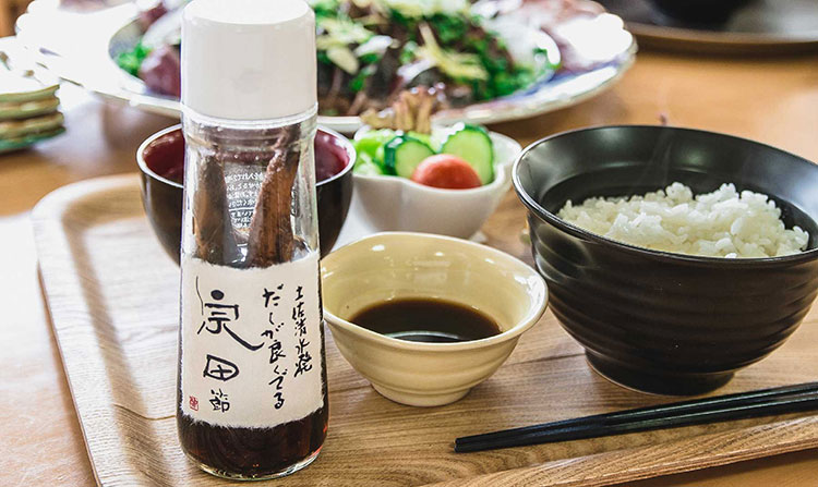 ジョン万のふるさとで味わう、たたき!海の駅あしずり